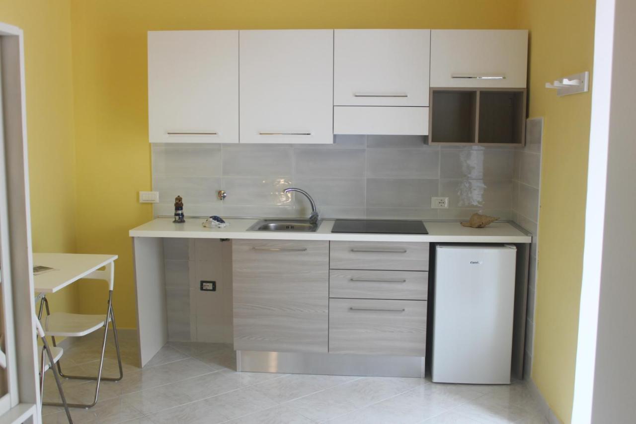 Camere Dieci Maggio- Beb Dory, Nemo, Guizzo Ponza Exterior foto